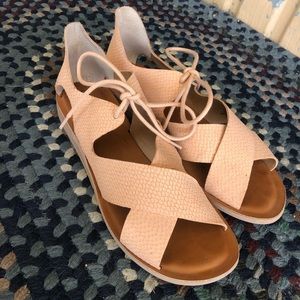 Lucky Brand Light Pink Sandals size 8